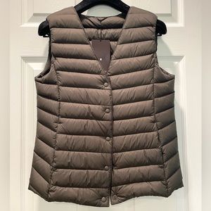 Goose down puffer vest